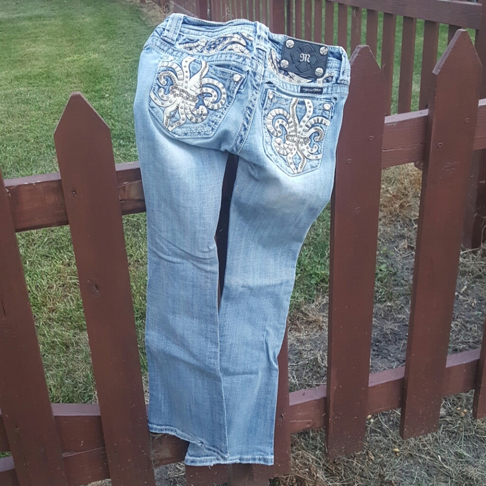 Miss Me boot cut jeans like NEW